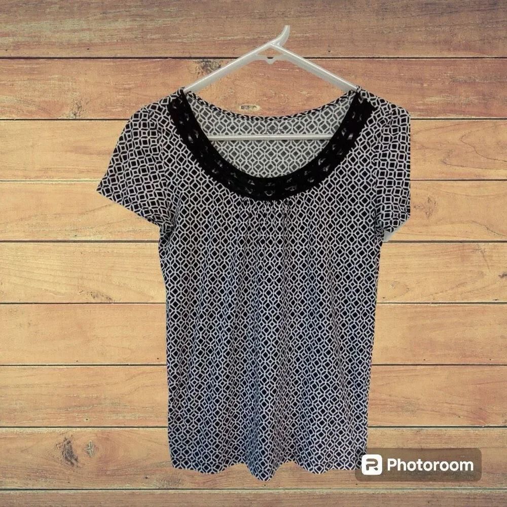 Loft Black And White Geometric Design Top Size XS GUC